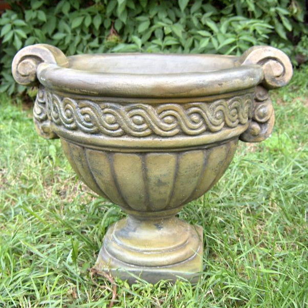 Betona puķupods - Dionīss, 2006